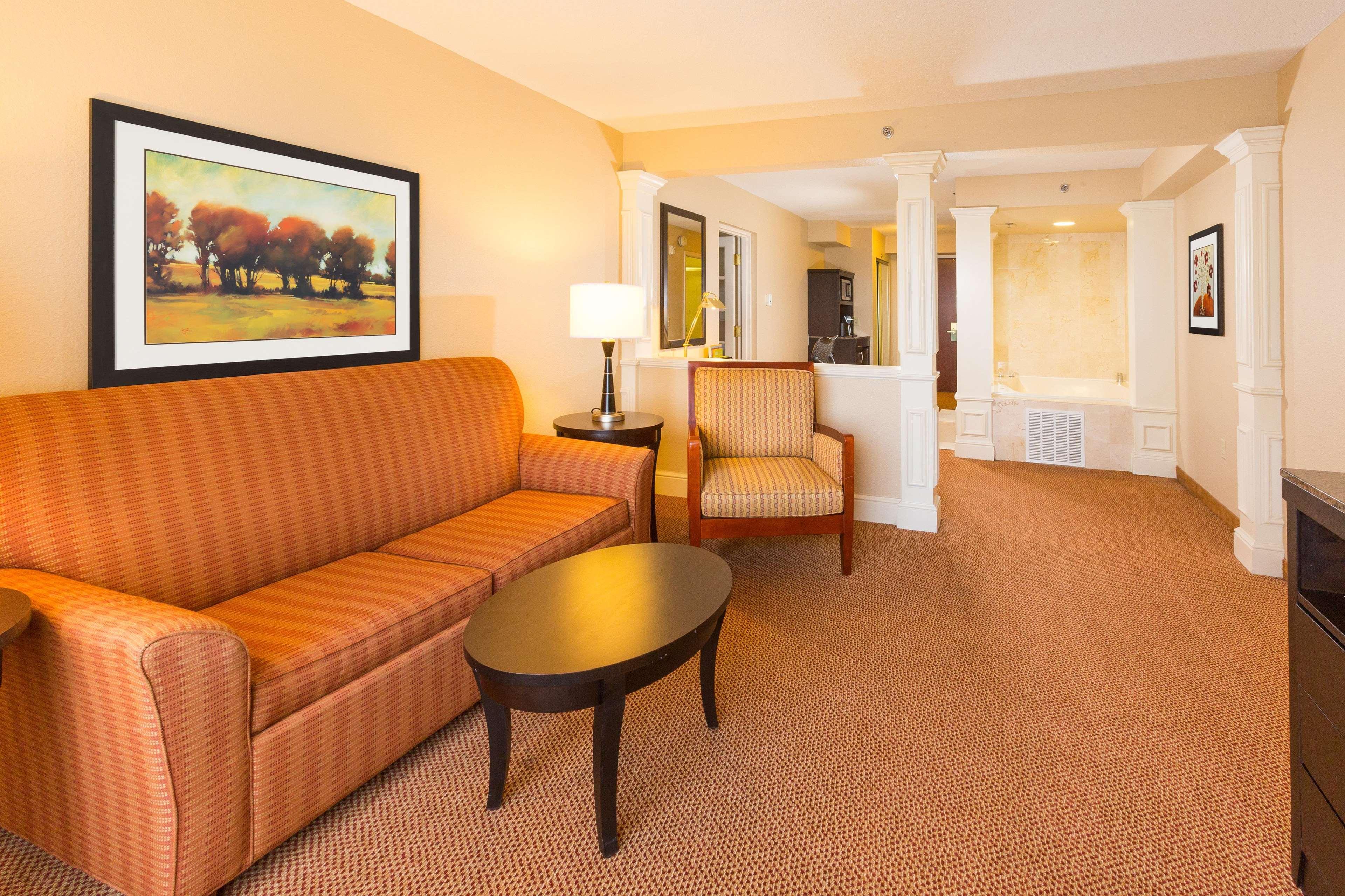 Hilton Garden Inn Daytona Beach Airport Exterior photo