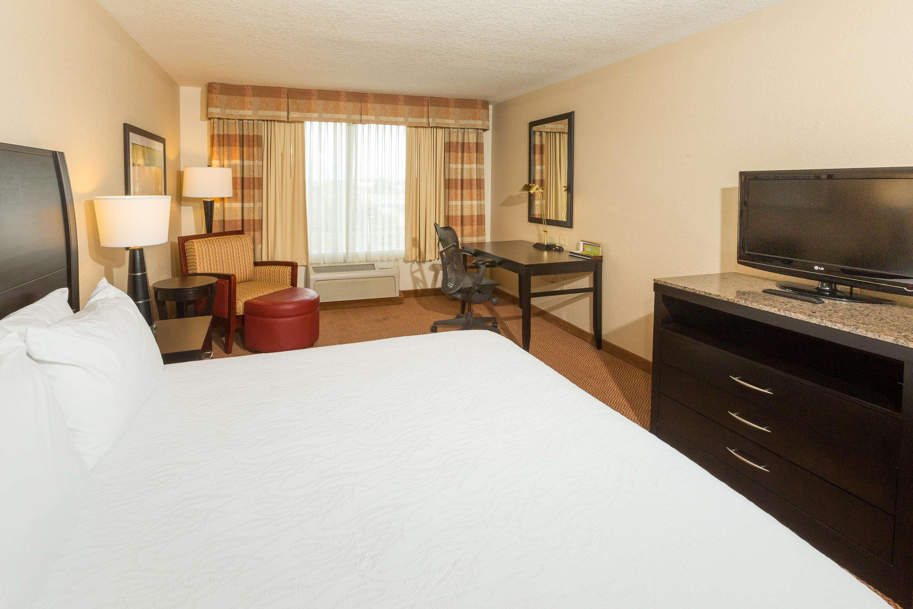 Hilton Garden Inn Daytona Beach Airport Exterior photo