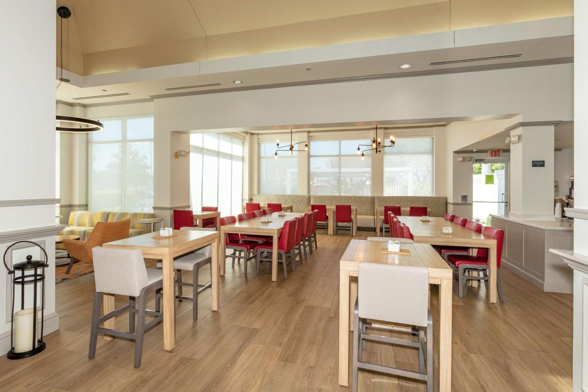 Hilton Garden Inn Daytona Beach Airport Exterior photo